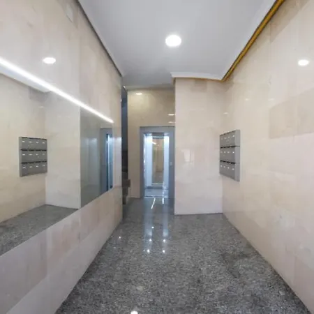 Apartamentos Milan 1 Wifi Y Parking Gratuito Oviedo Exterior photo