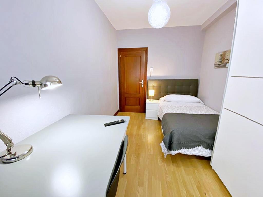 Apartamento Milán 1 Wifi Y Parking Gratuito Oviedo
